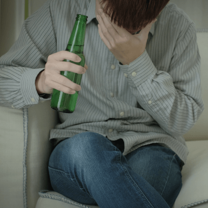 Dùng chất kích thích, bị cương dương kéo dài hai ngày phải nhập viện