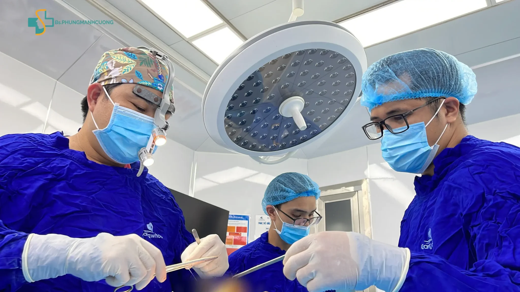 Ai phù hợp với nâng ngực nội soi hạn chế đau?