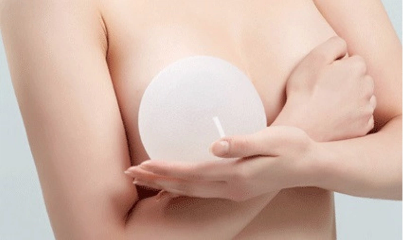 Nâng ngực nội soi hạn chế đau là gì?
